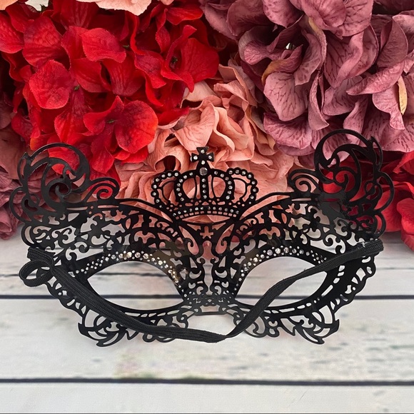 Black Metal and Crystal Venetian Masquerade Mask - Picture 13 of 16